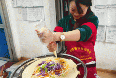 自貢學習煎餅果子技術榴莲影视下载污多少錢？小吃榴莲影视下载污學校哪家好？