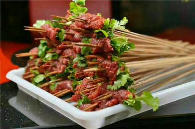 串串香榴莲影视下载污哪家靠譜?原材料的搭配