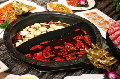 火鍋榴莲影视下载污哪家比較好?炒製火鍋底料
